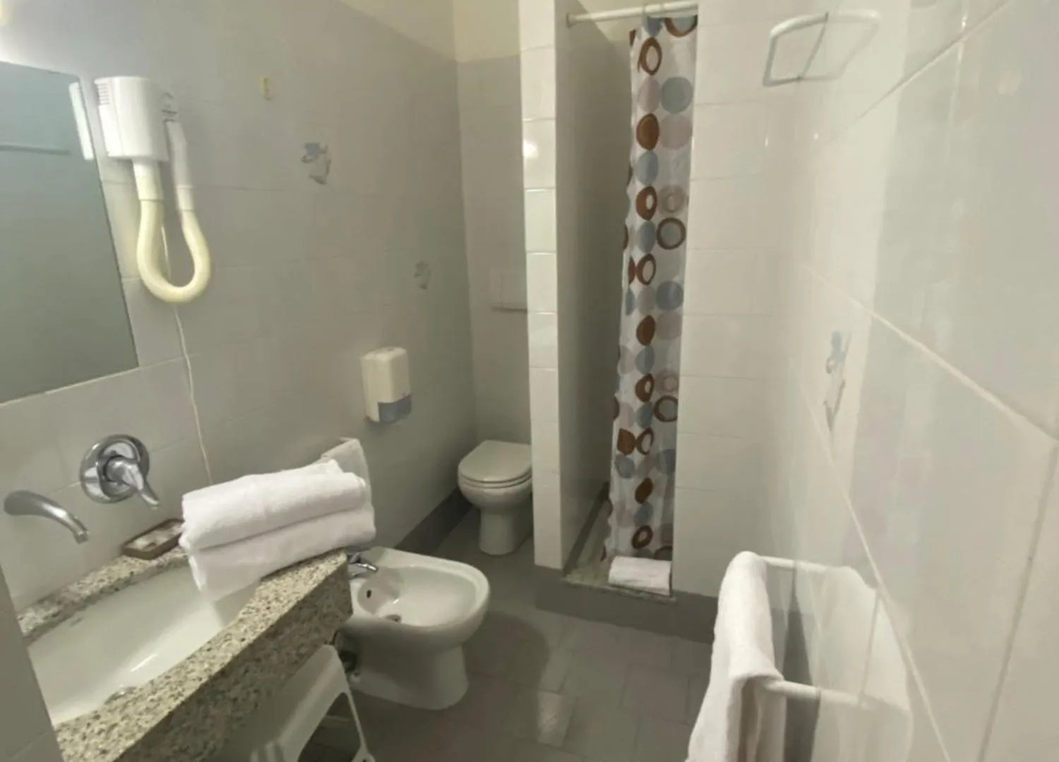 Hotel Rosita 菲纳莱利古雷