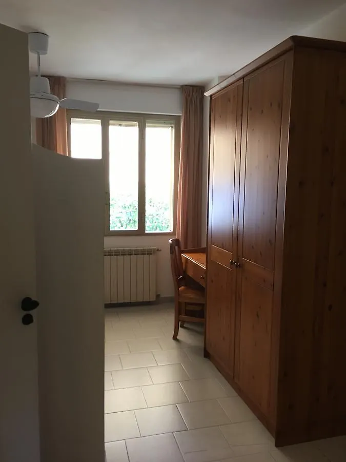 Hotel Rosita Finale Ligure 2*,  Italy